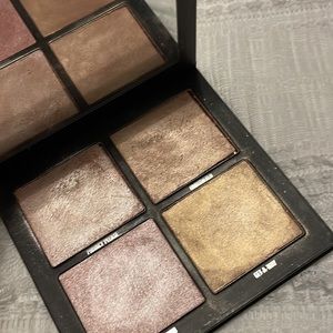 Kylie Cosmetics Highlighter Palette